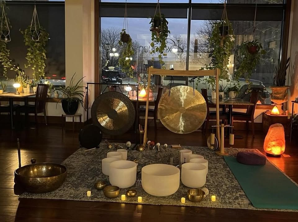 Full Moon: Sound Bath & Meditation