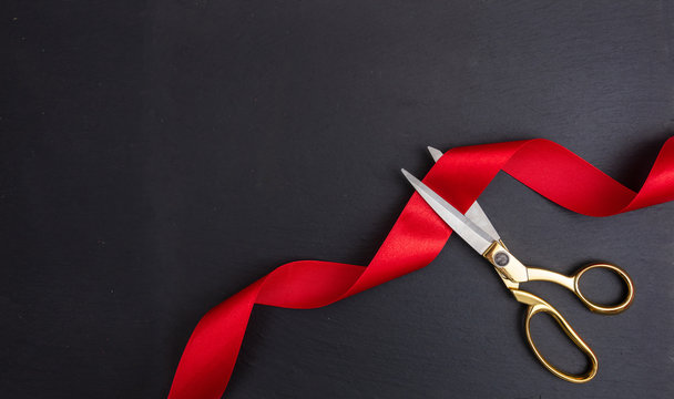 10 Year Chamber Ribbon Cutting
