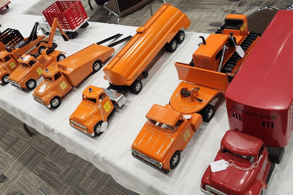 The Big Show - Midwest Collectors Toy Show