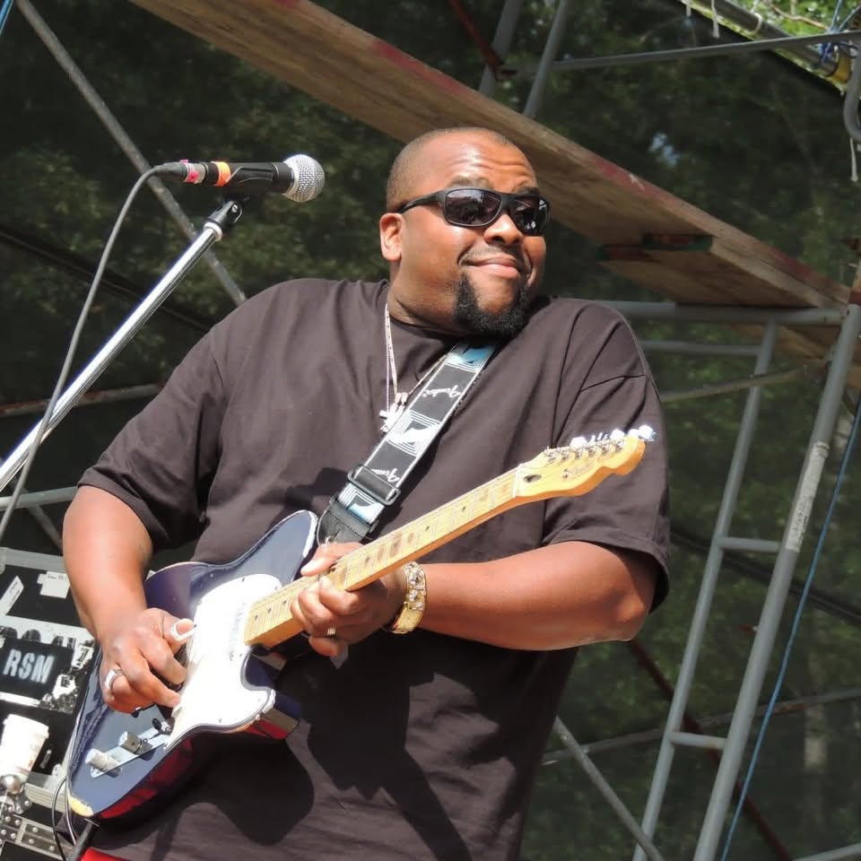 Shawn Holt & the Teardrops