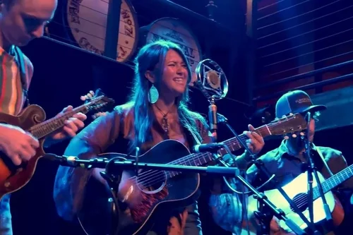 Never Come Down – Americana String Band!